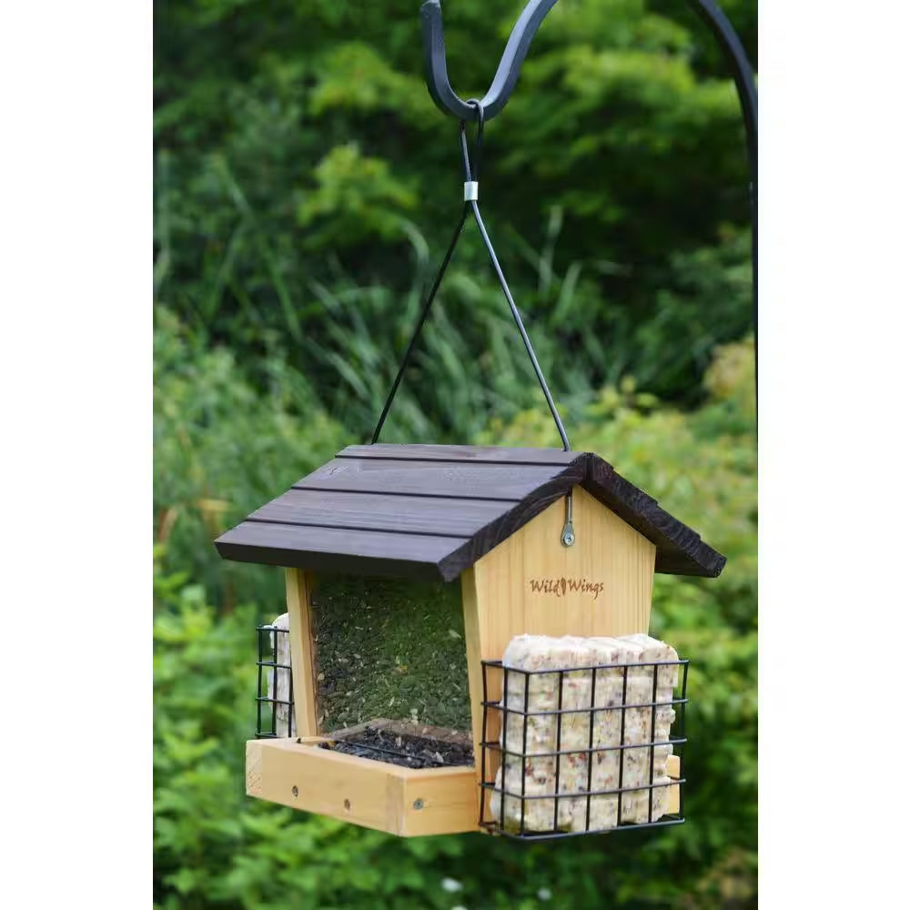 3 Qt. Cedar Hopper with Suet